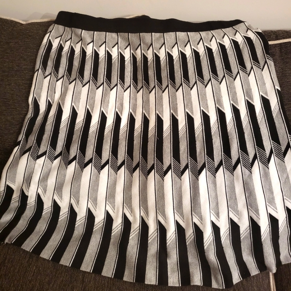 Carole Wren Pull On Sweater Skirt XL